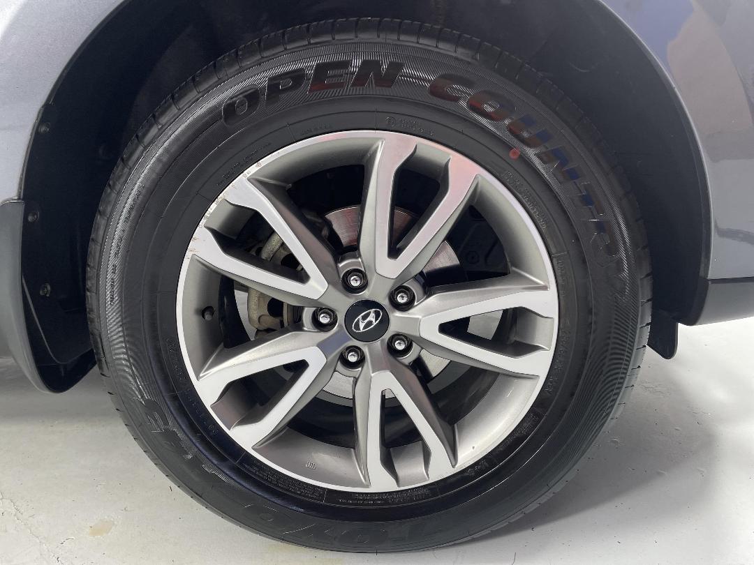 Photo '9' of Hyundai Santa FE