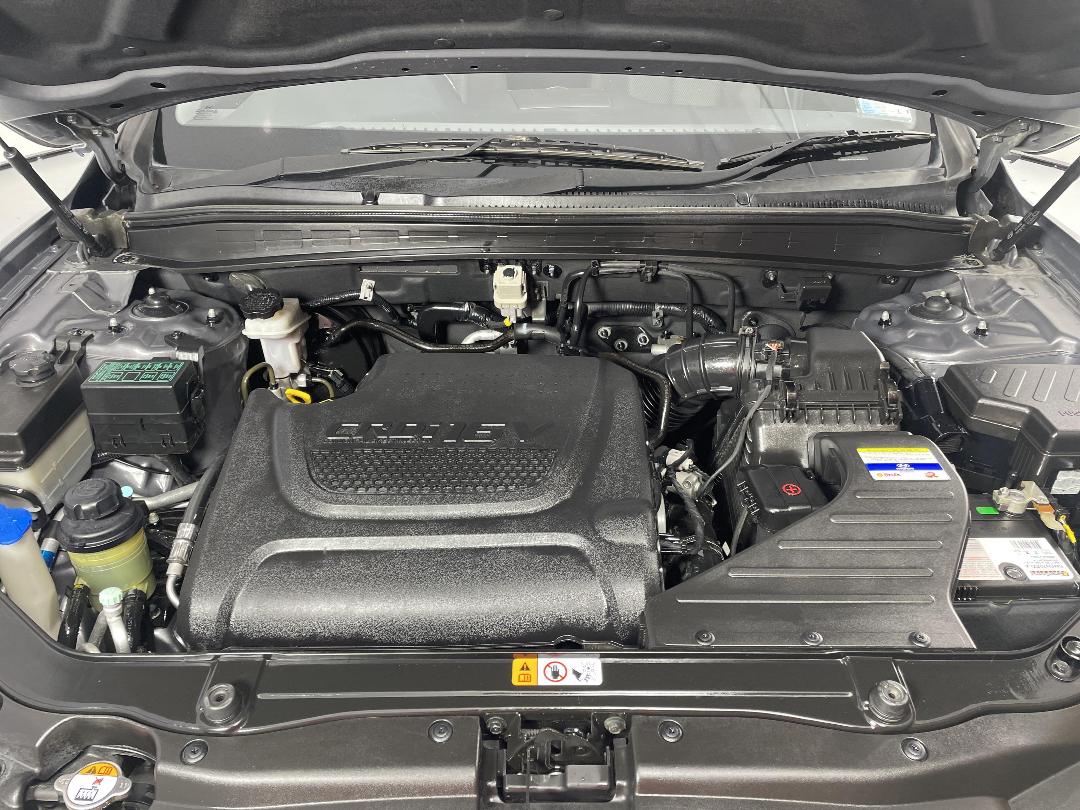 Photo '13' of Hyundai Santa FE