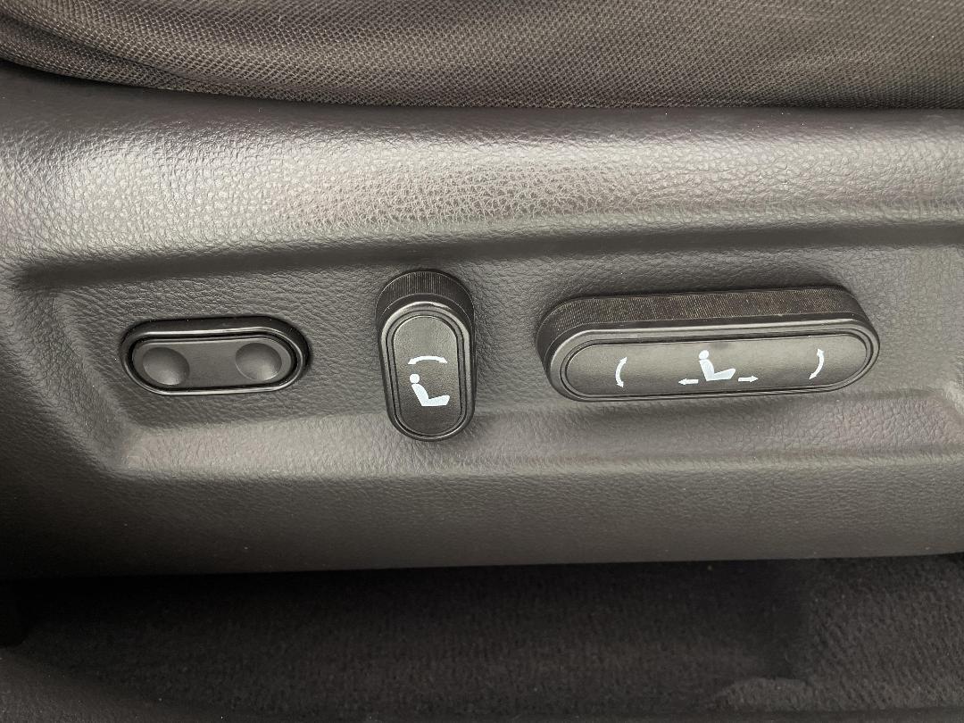 Photo '23' of Hyundai Santa FE