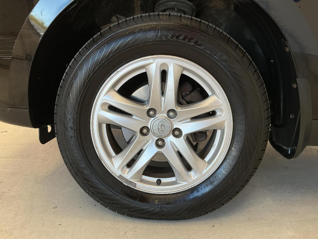 Photo '10' of Hyundai Santa FE