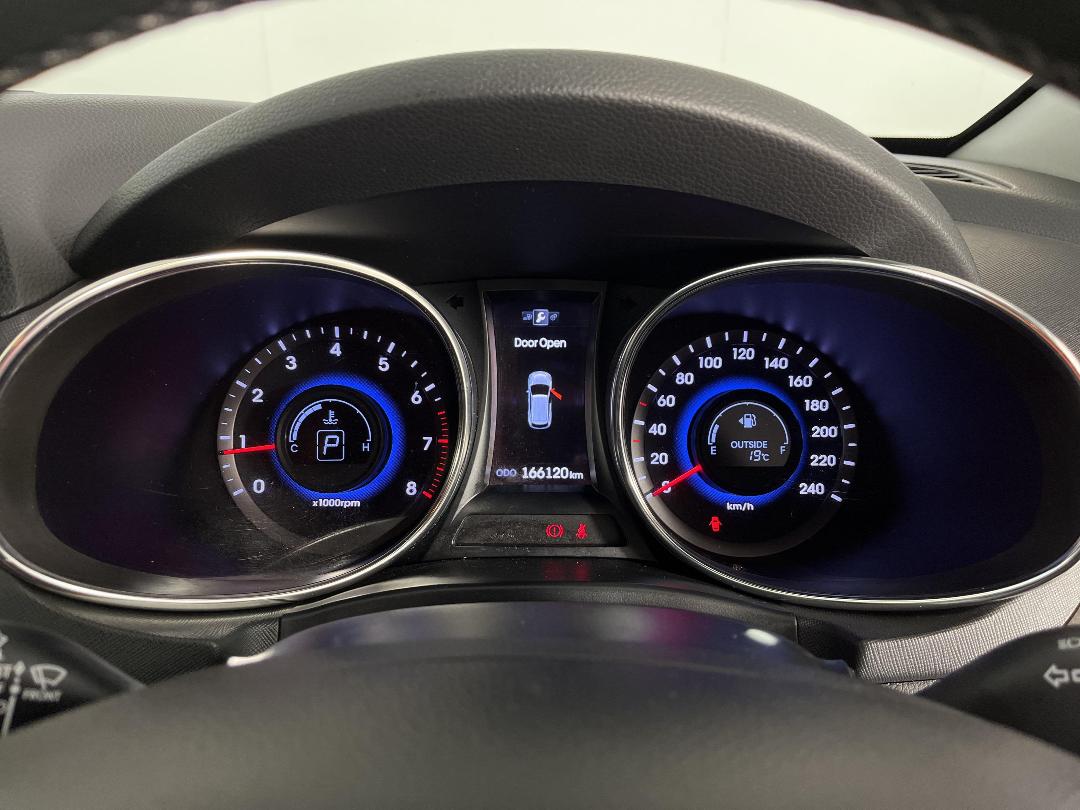 Photo '21' of Hyundai Santa FE