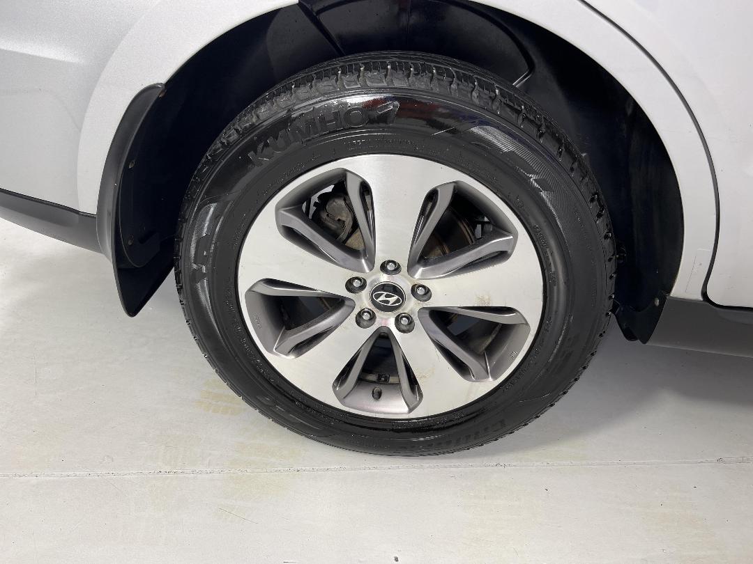 Photo '12' of Hyundai Santa FE