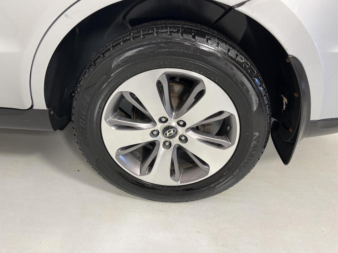 Photo '11' of Hyundai Santa FE