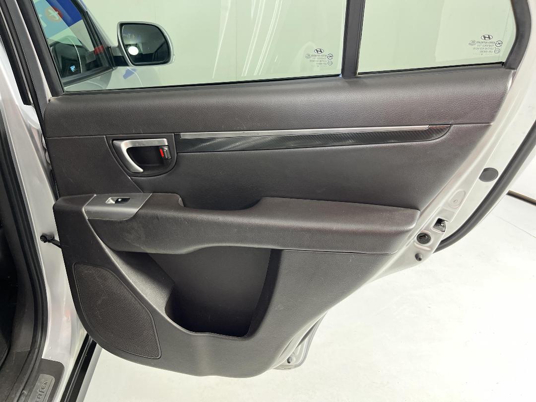 Photo '19' of Hyundai Santa FE