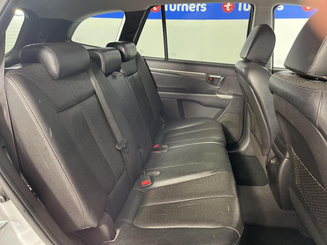 Photo '20' of Hyundai Santa FE