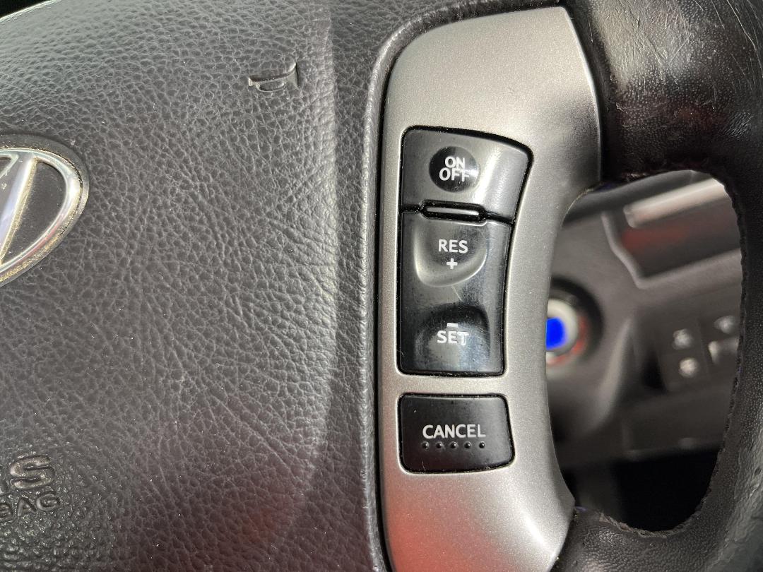 Photo '26' of Hyundai Santa FE