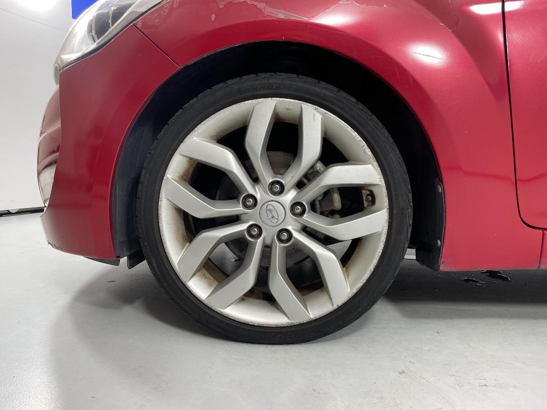 Photo '10' of Hyundai Veloster