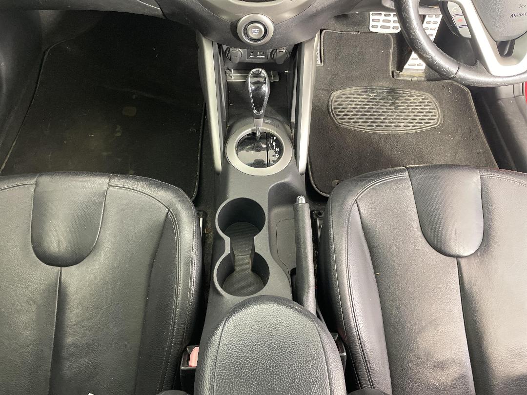 Photo '18' of Hyundai Veloster