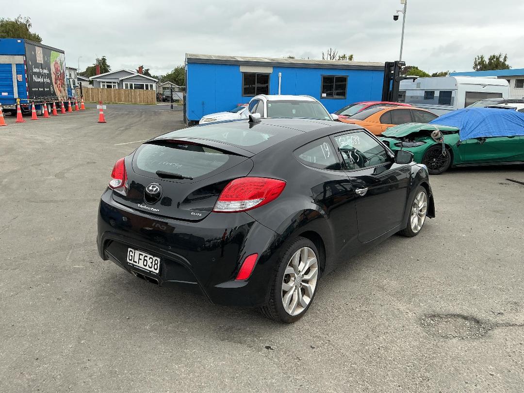 Photo '6' of Hyundai Veloster DCT