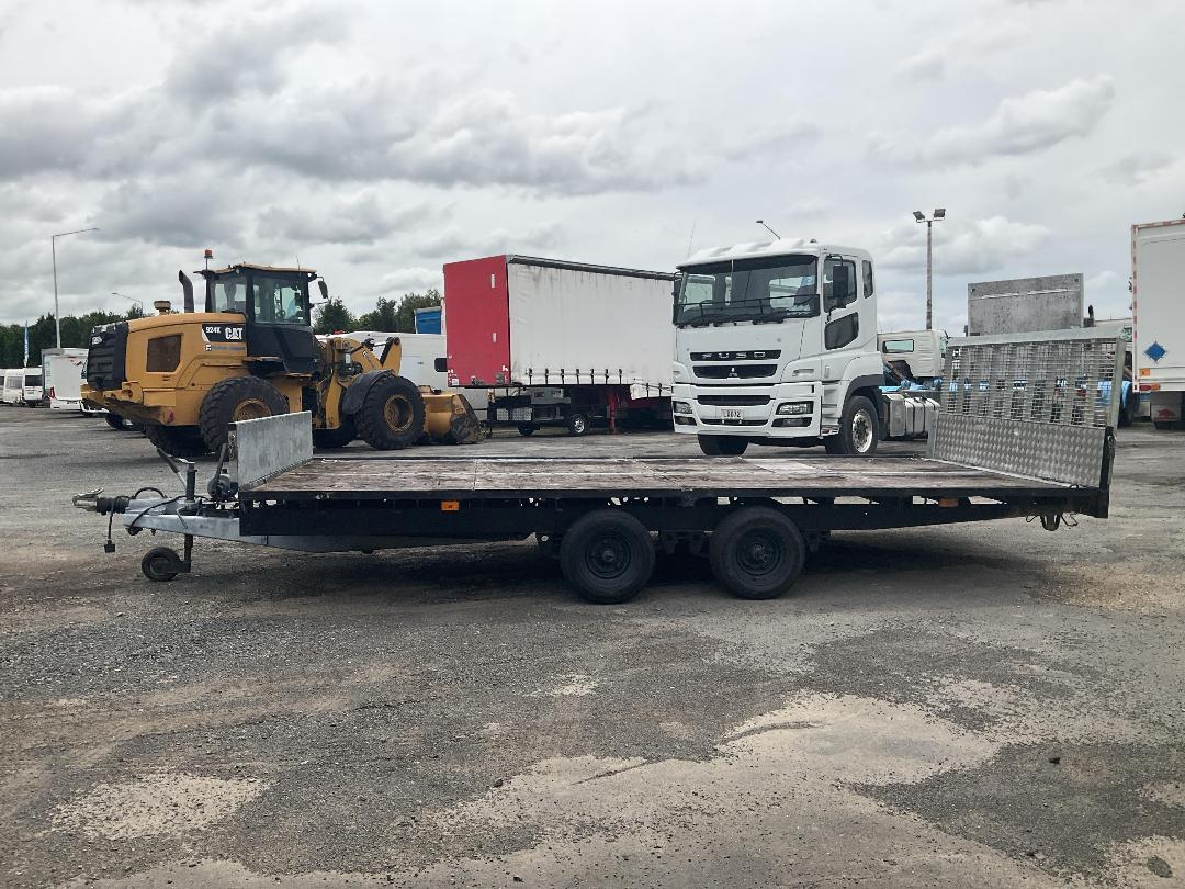 Photo '7' of IFOR Williams Flat Deck - Tandem Photo '7' of IFOR Williams Flat Deck - Tandem