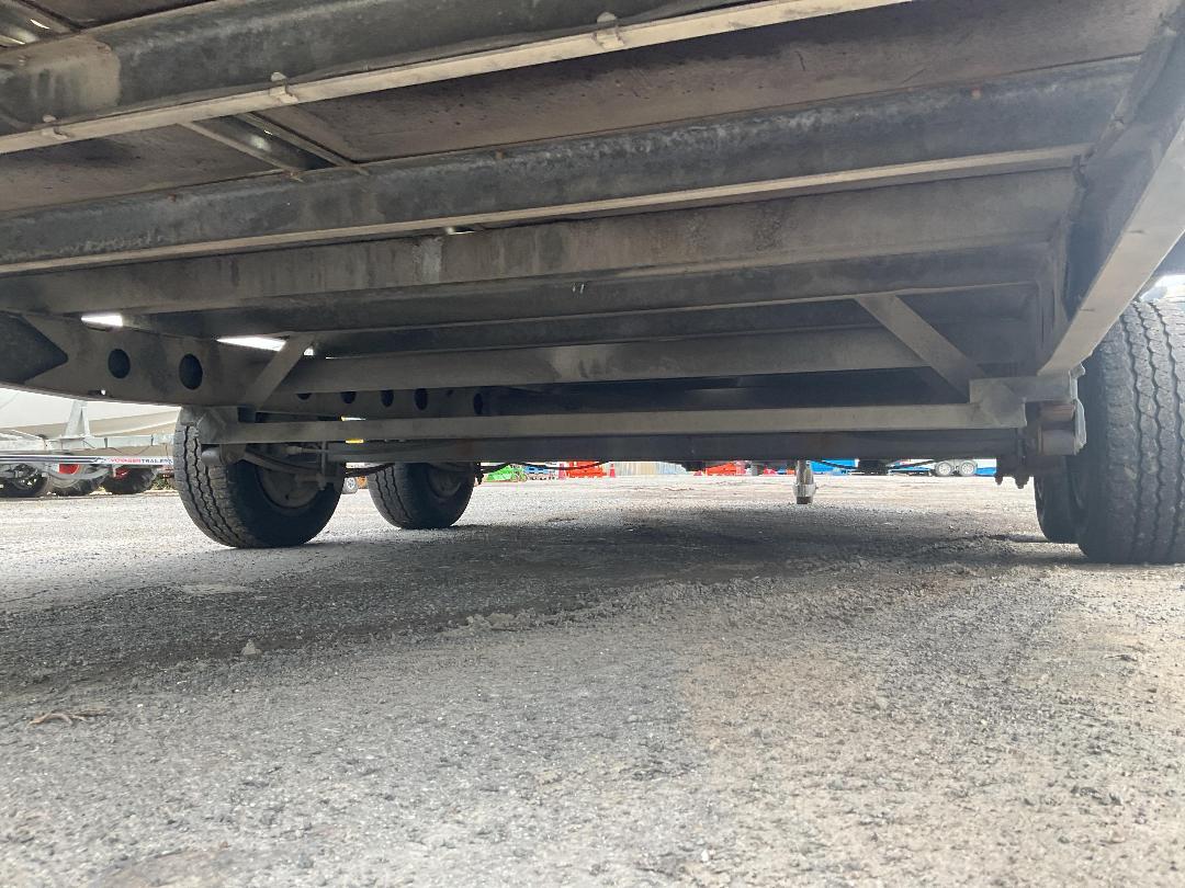 Photo '18' of IFOR Williams Flat Deck - Tandem Photo '18' of IFOR Williams Flat Deck - Tandem