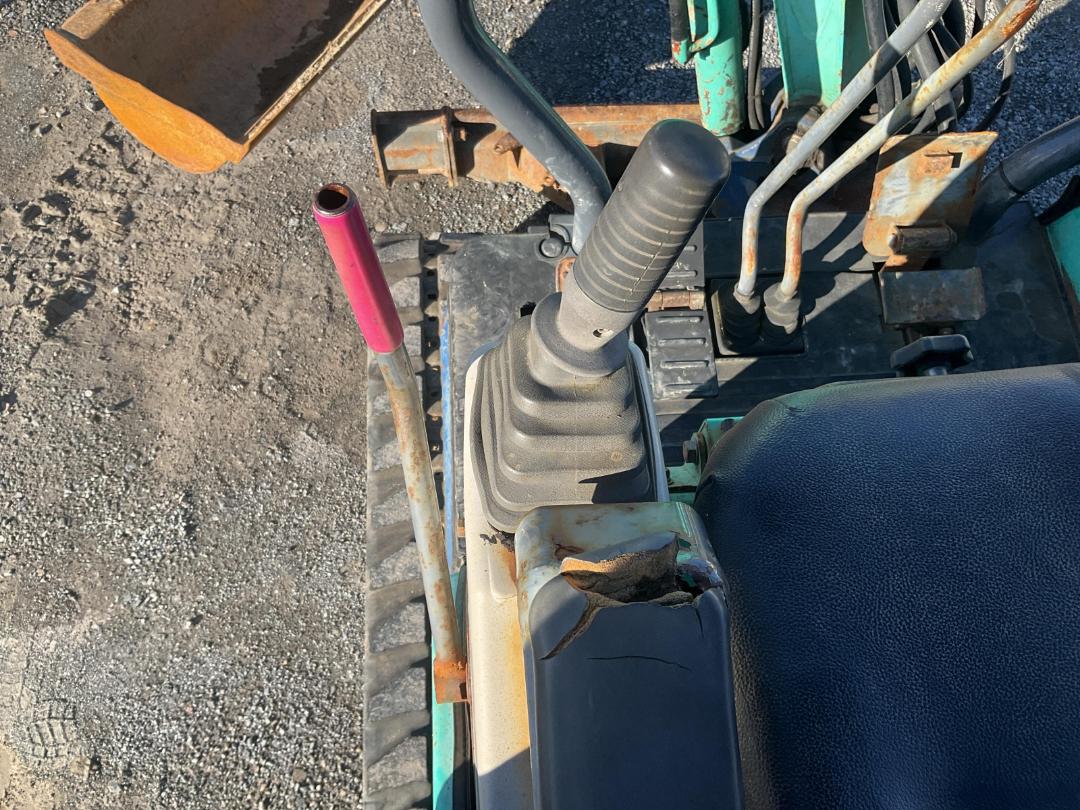 Photo '33' of IHI 15NX Excavator Photo '33' of IHI 15NX Excavator