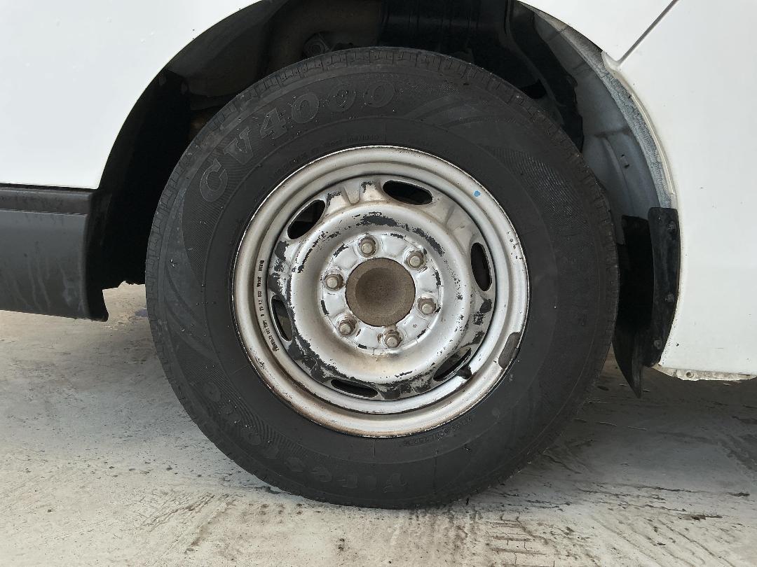 Photo '10' of Isuzu Como Photo '10' of Isuzu Como