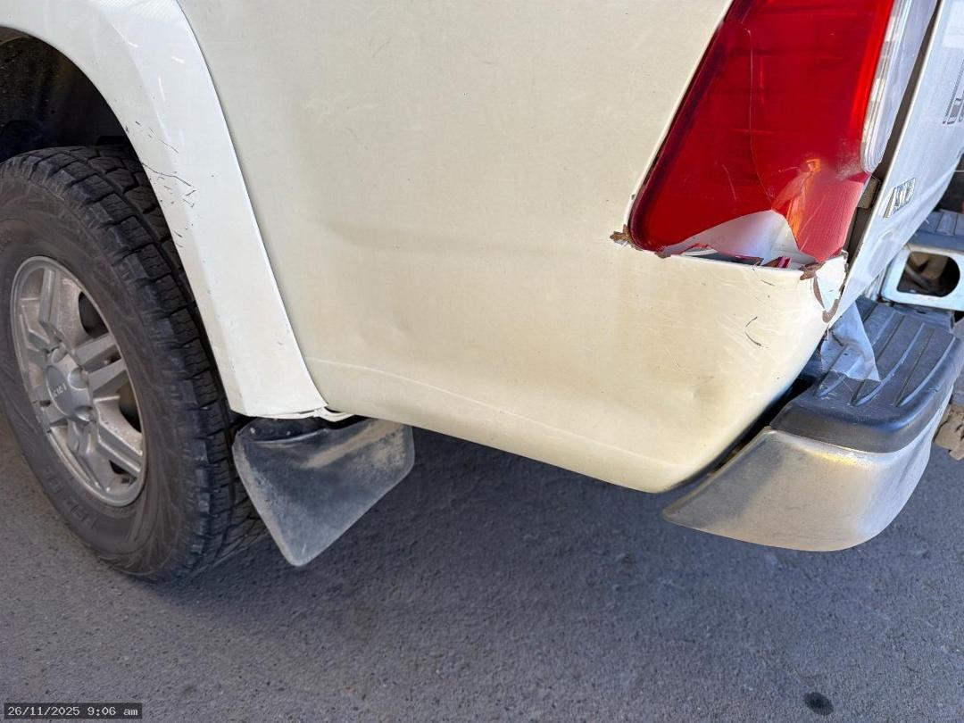 Photo '11' of Isuzu D-MAX LS Double CAB Photo '11' of Isuzu D-MAX LS Double CAB