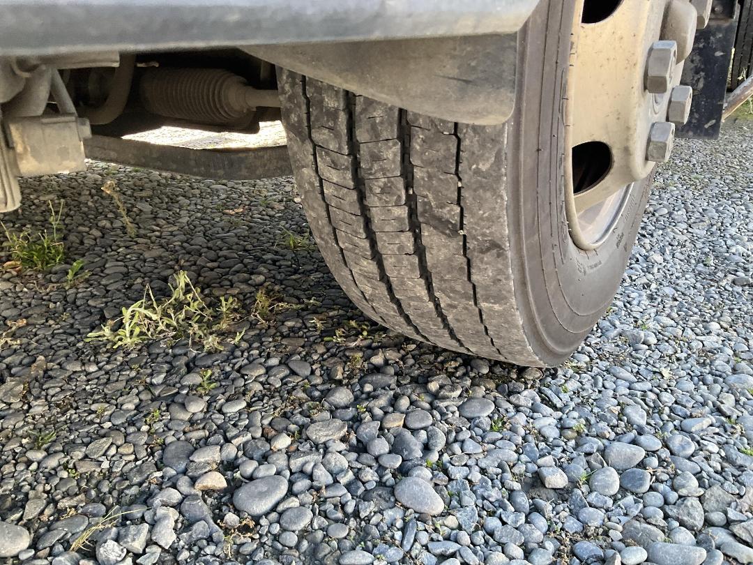 Photo '24' of Isuzu ELF Chiller