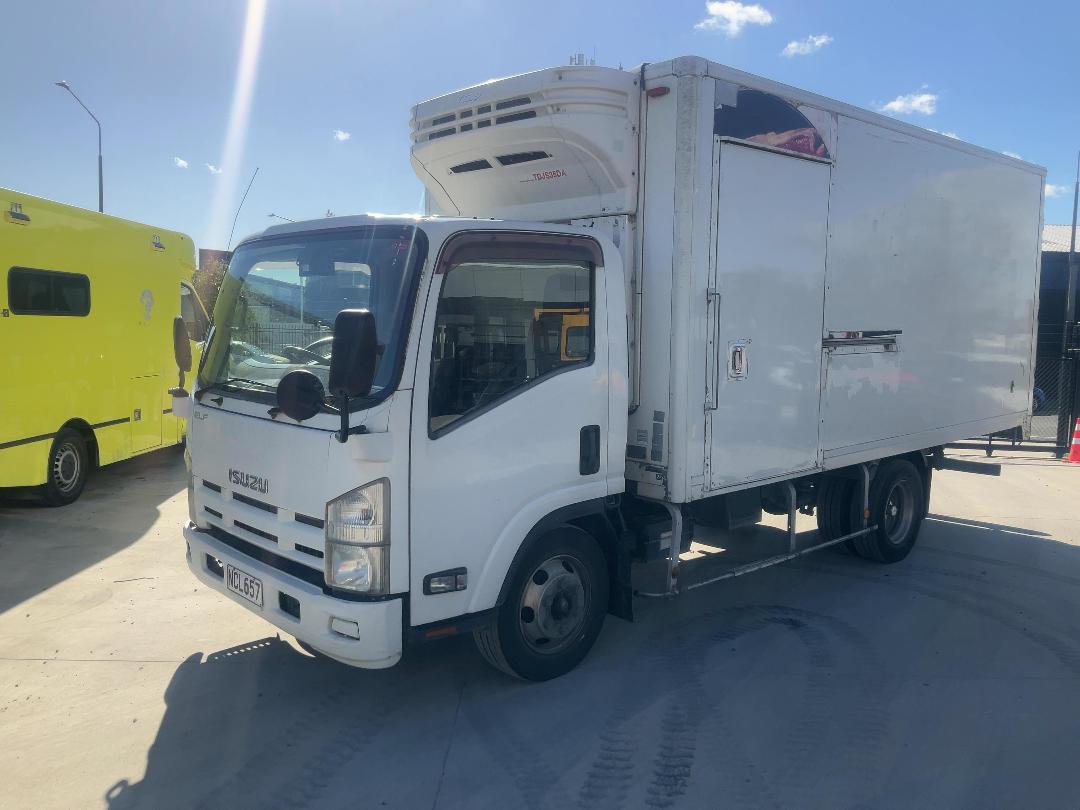 Photo '4' of Isuzu ELF Chiller
