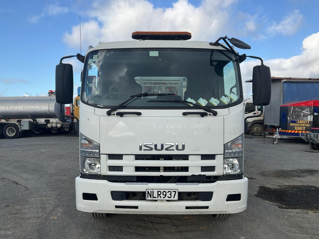 Photo '10' of Isuzu F Series FSR700 Traffic Management