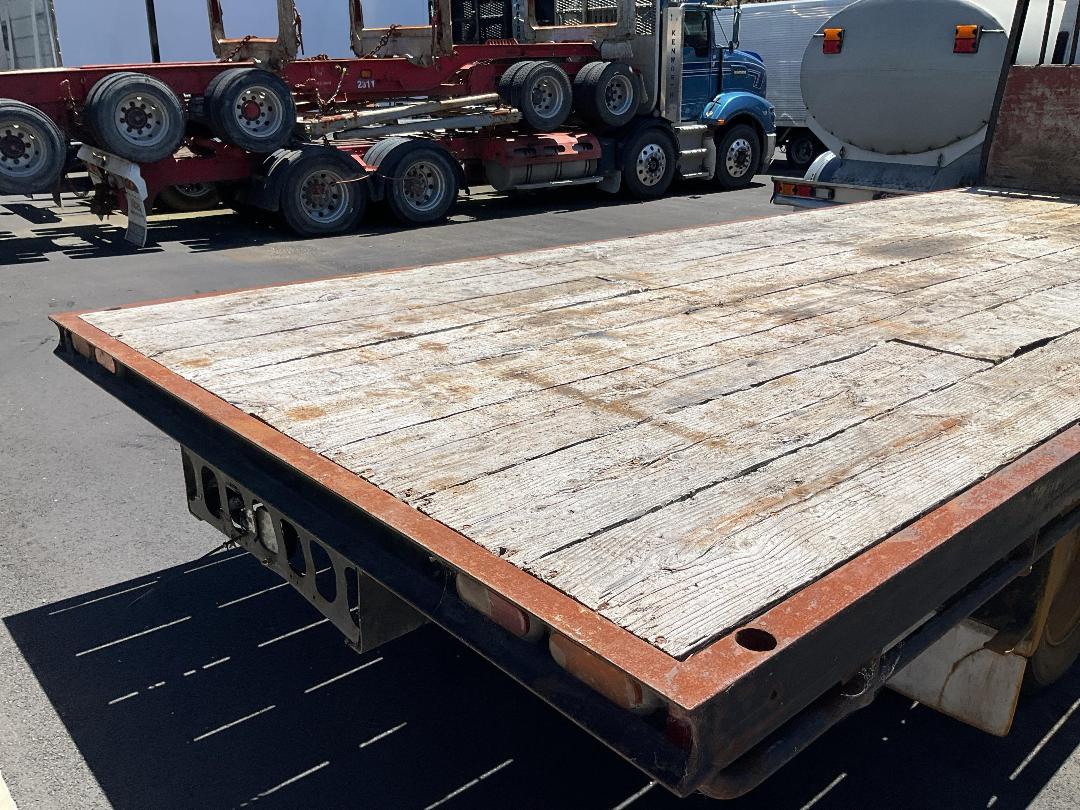 Photo '4' of Isuzu F Series FSR700 Flat Deck