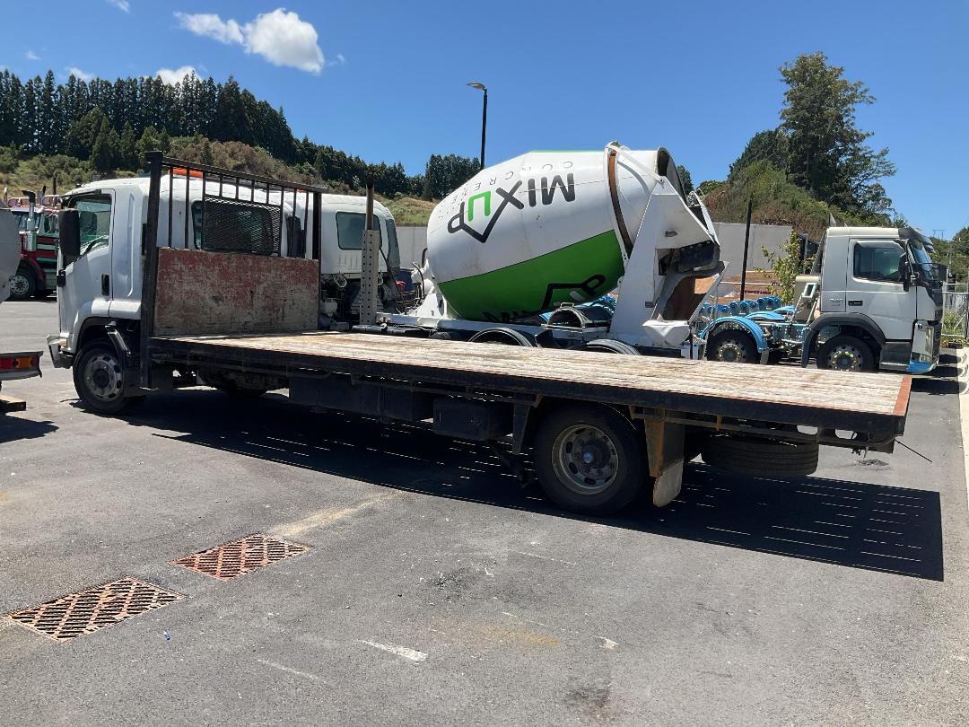 Photo '5' of Isuzu F Series FSR700 Flat Deck