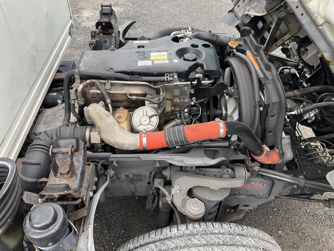 Photo '31' of Isuzu N Series NLR250S Box Body