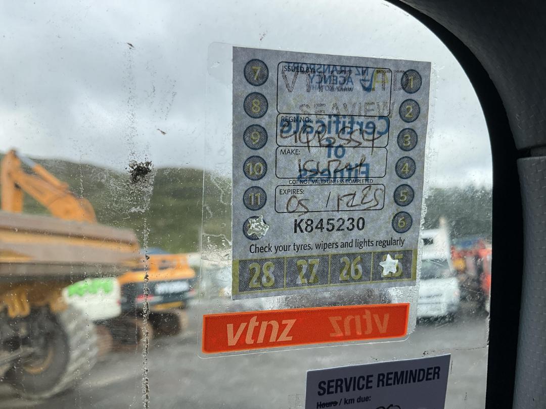 Photo '35' of Isuzu N Series NLR250S Box Body