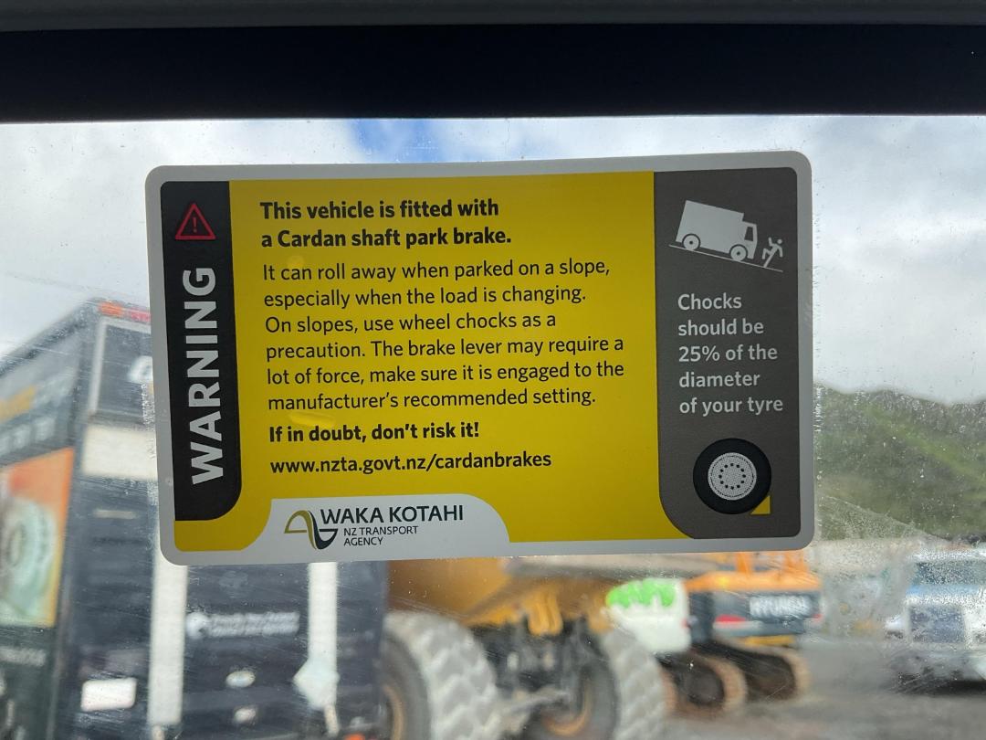 Photo '32' of Isuzu N Series NLR250S Box Body