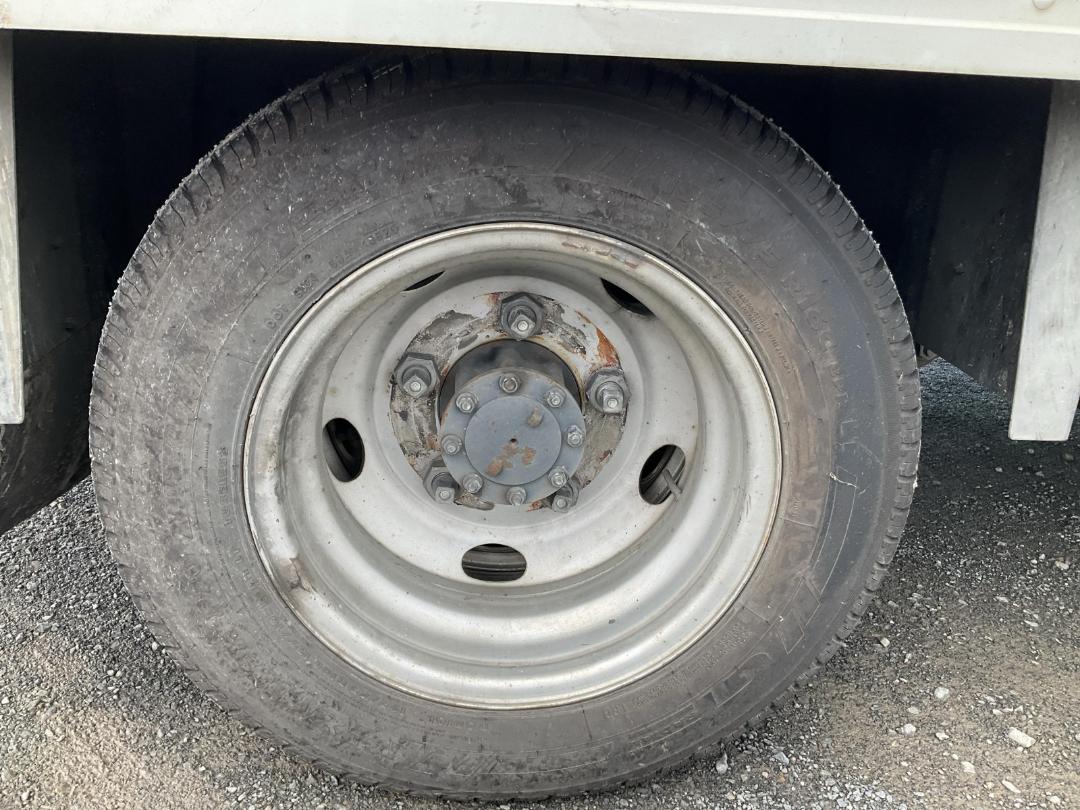 Photo '41' of Isuzu N Series NLR250S Box Body