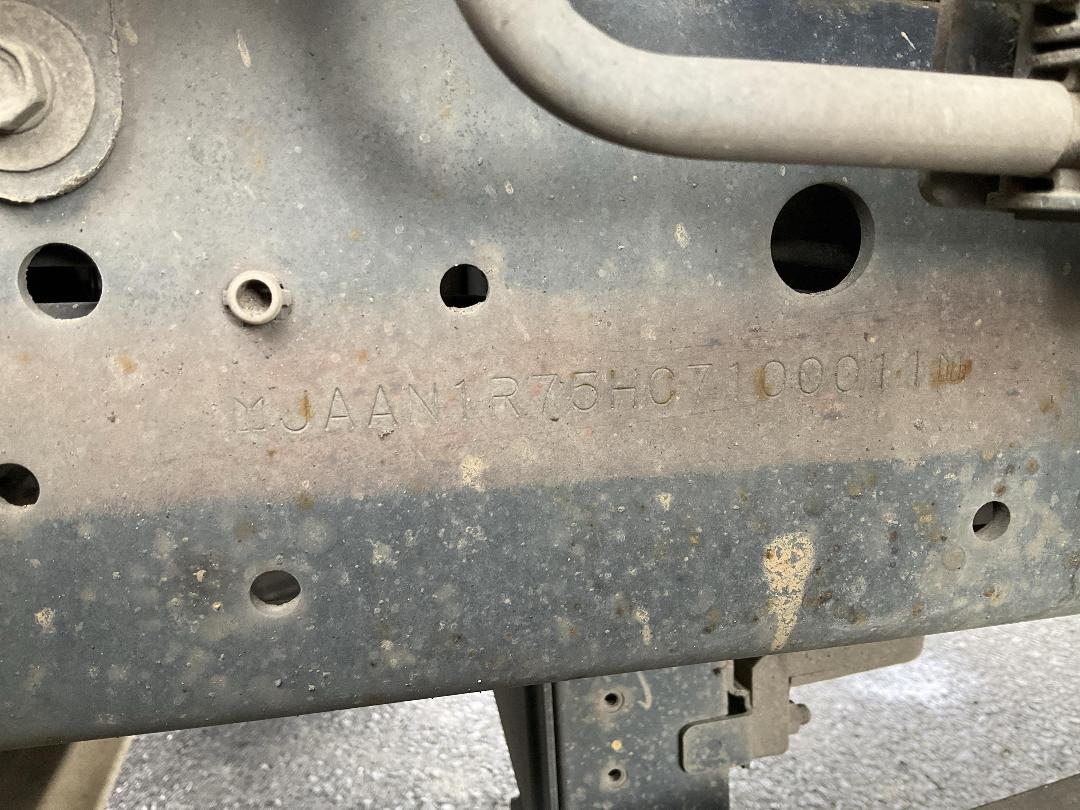 Photo '17' of Isuzu N Series NQR500M Gas Bottle Truck