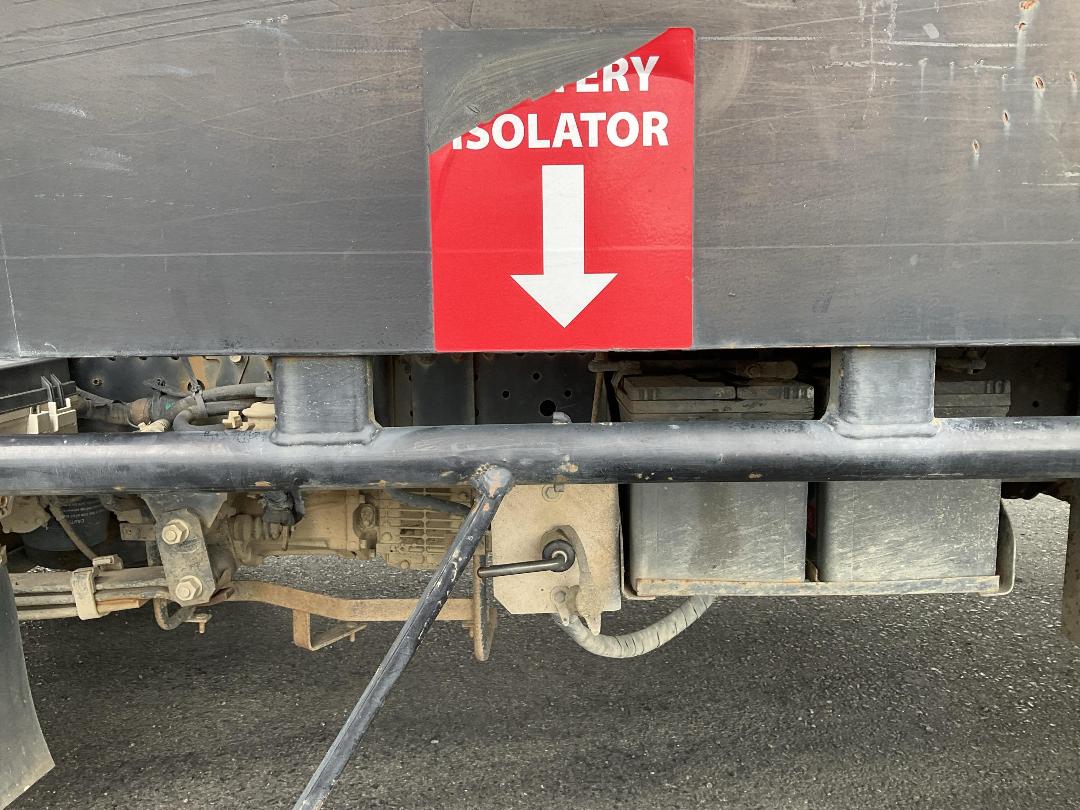 Photo '24' of Isuzu N Series NQR500M Gas Bottle Truck