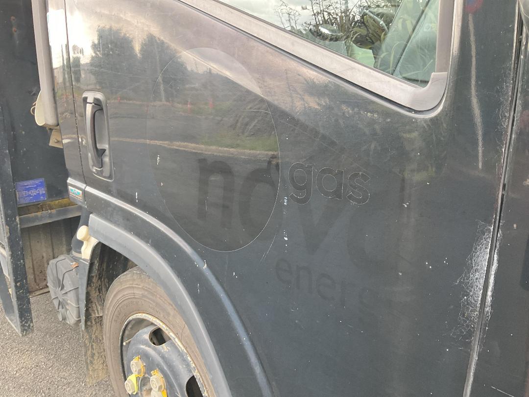 Photo '35' of Isuzu N Series NQR500M Gas Bottle Truck