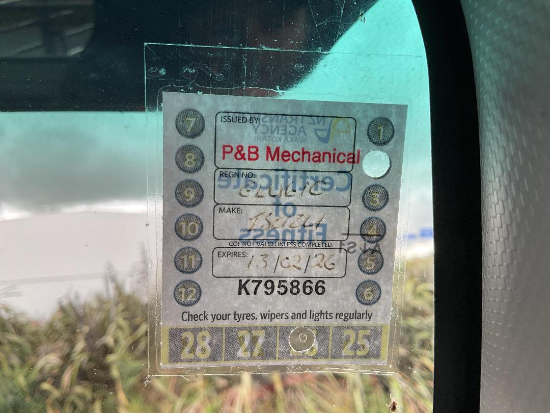 Photo '39' of Isuzu N Series NQR500M Gas Bottle Truck