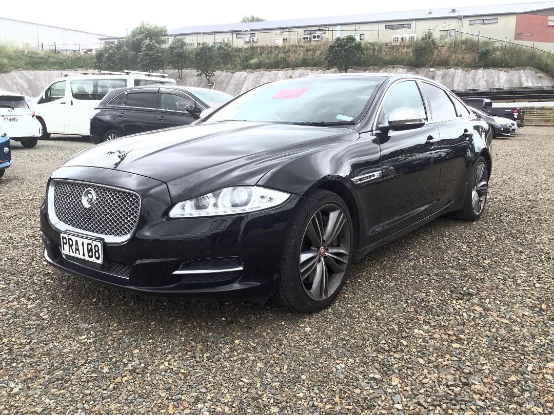 Photo '2' of Jaguar XJ