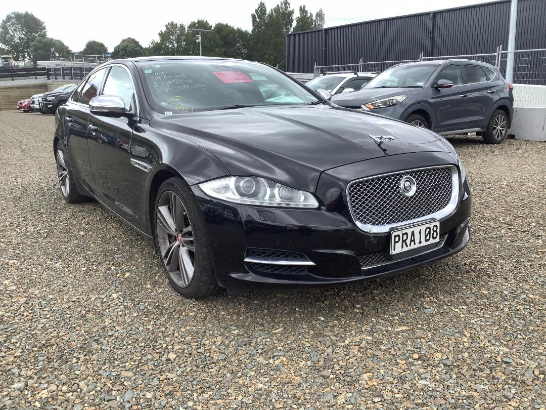 Photo '3' of Jaguar XJ