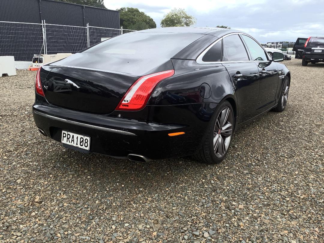 Photo '5' of Jaguar XJ