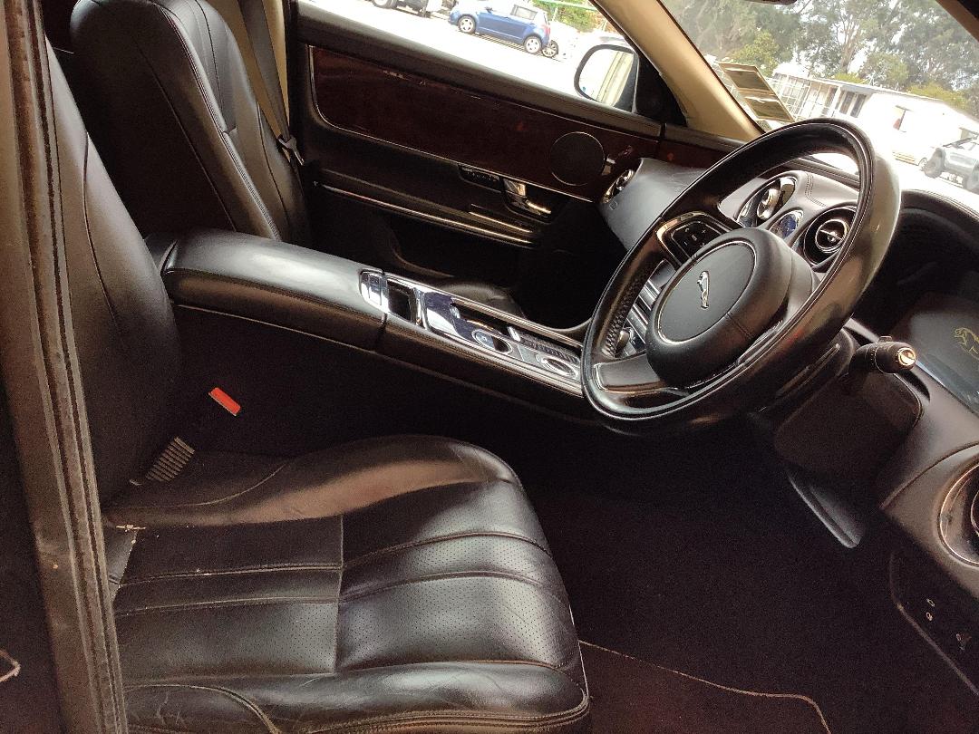 Photo '8' of Jaguar XJ L Photo '8' of Jaguar XJ L