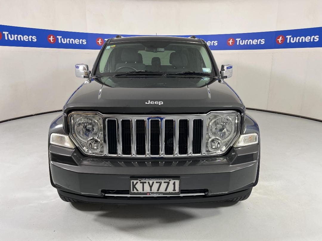 Photo '2' of Jeep Cherokee Photo '2' of Jeep Cherokee