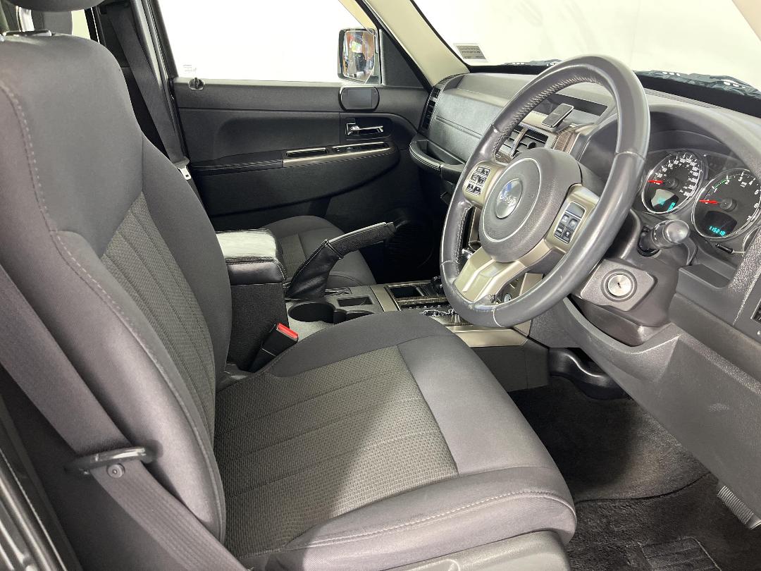 Photo '16' of Jeep Cherokee Photo '16' of Jeep Cherokee