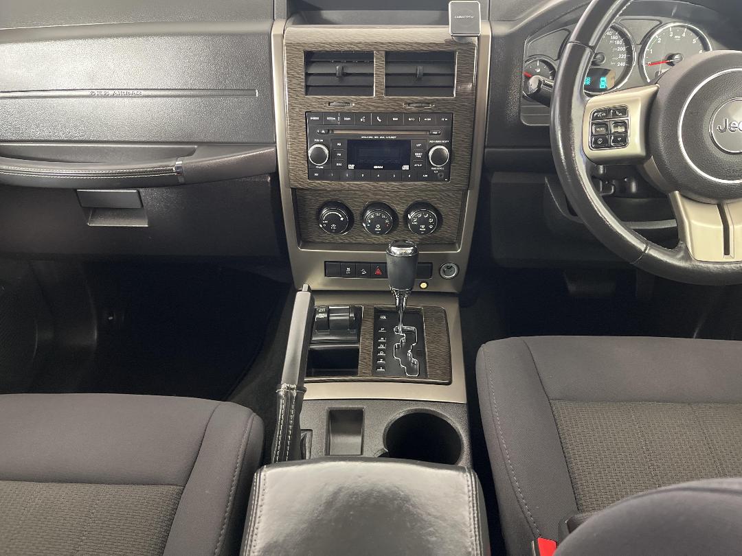 Photo '18' of Jeep Cherokee Photo '18' of Jeep Cherokee