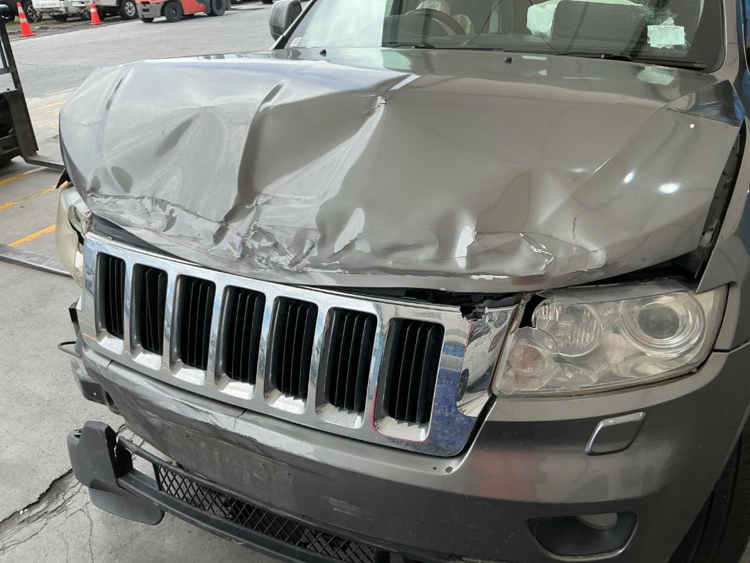 Photo '8' of Jeep Grand Cherokee Laredo CRD Photo '8' of Jeep Grand Cherokee Laredo CRD