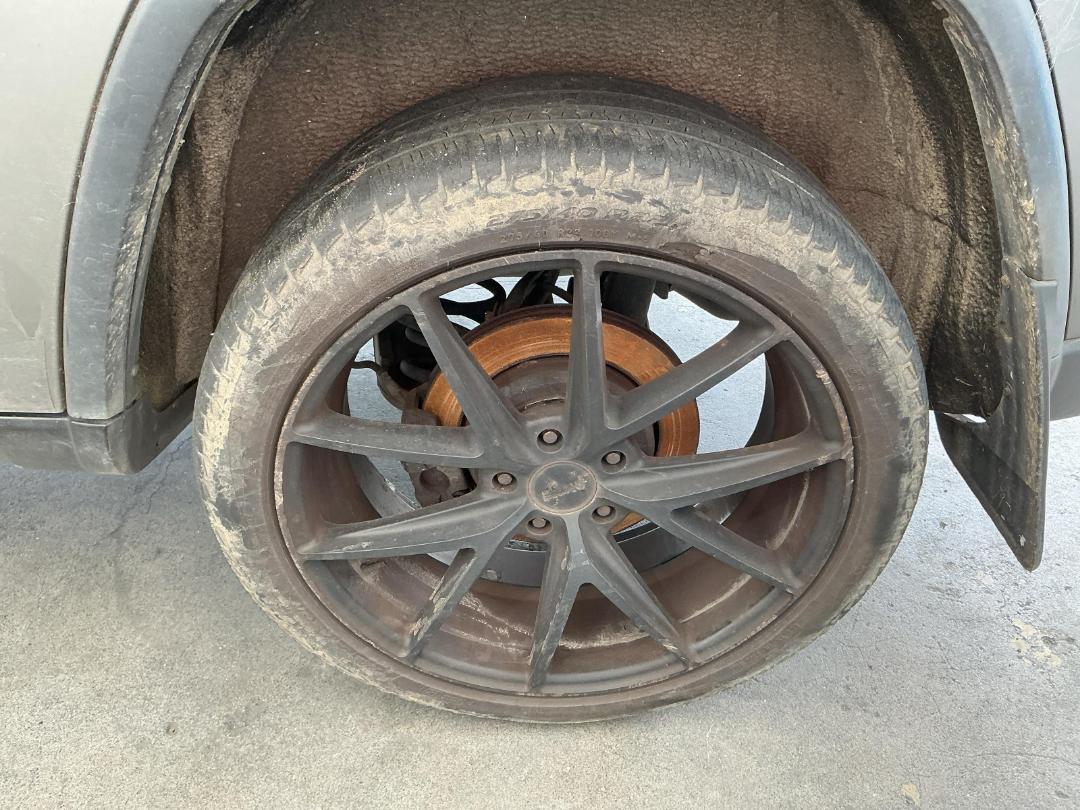 Photo '18' of Jeep Grand Cherokee Laredo CRD Photo '18' of Jeep Grand Cherokee Laredo CRD