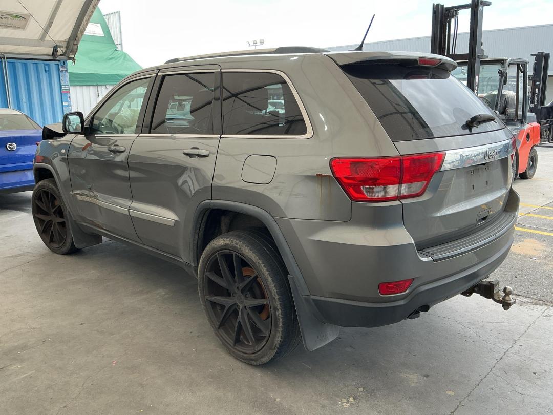 Photo '19' of Jeep Grand Cherokee Laredo CRD Photo '19' of Jeep Grand Cherokee Laredo CRD