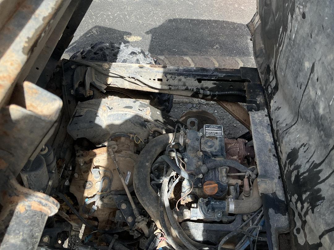 Photo '15' of John Deere side by side 4WD