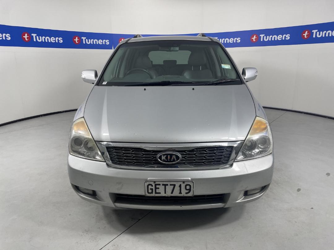 Photo '2' of KIA Carnival V6