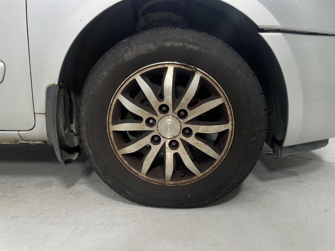 Photo '7' of KIA Carnival V6