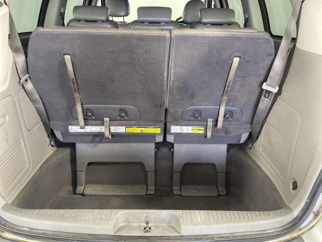 Photo '12' of KIA Carnival V6