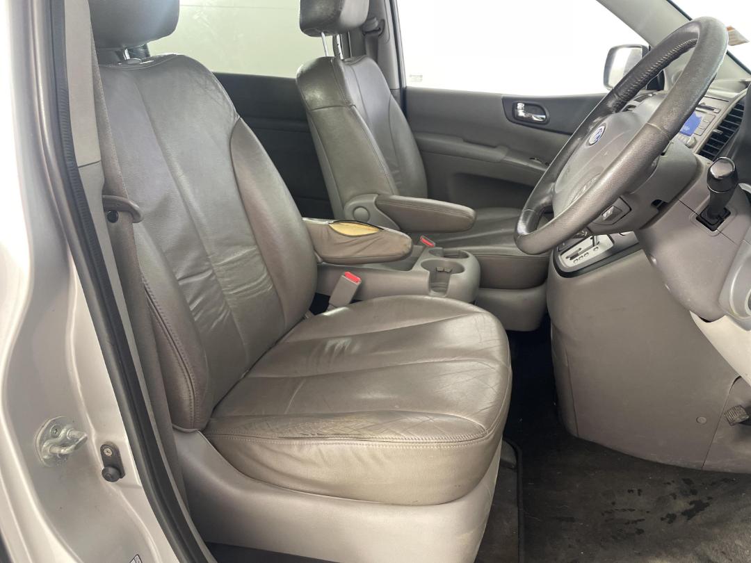 Photo '14' of KIA Carnival V6