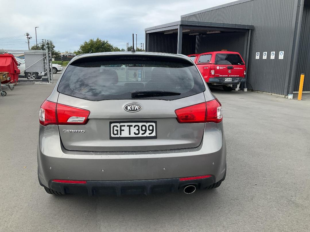 Photo '4' of KIA Cerato SX