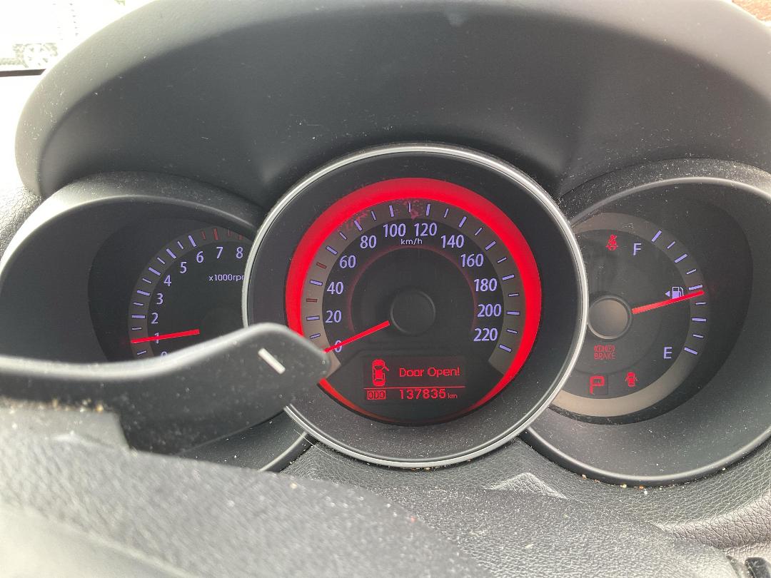 Photo '8' of KIA Cerato SX