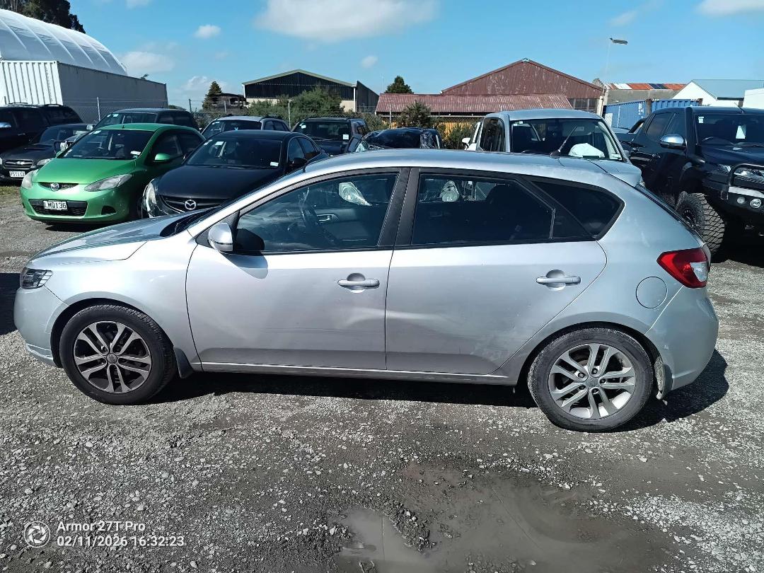 Photo '2' of KIA Cerato LX Photo '2' of KIA Cerato LX