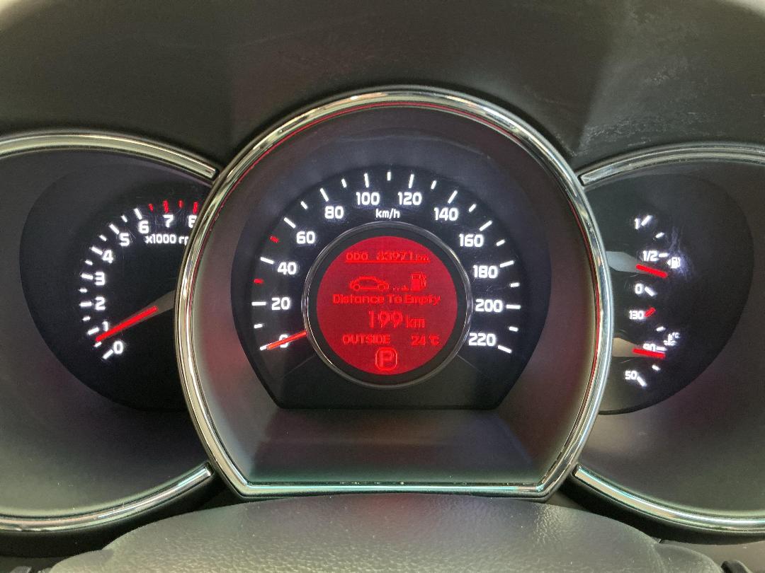 Photo '21' of KIA RIO